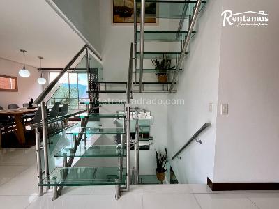 Casa de 4 alcobas en venta en Benedictinos, Envigado, 273 m² · foto 7 de 20