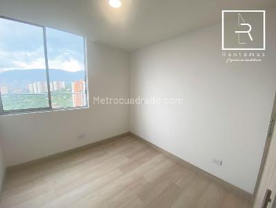 Apartamento de 3 alcobas en venta en Loma El Carmelo, Sabaneta, 102 m² · foto 8 de 14