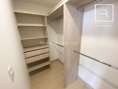 Apartamento de 3 alcobas en venta en Loma El Carmelo, Sabaneta, 102 m² · foto 9 de 14