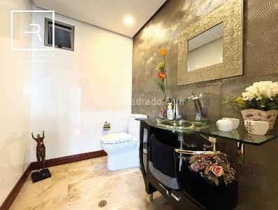 Casa de 5 alcobas en venta en Altos Del Poblado, Medellín, 720 m² · foto 15 de 20