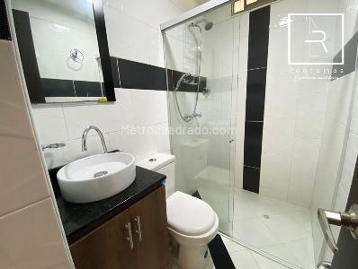 Casa de 5 alcobas en venta en San Jose, Sabaneta, 485 m² · foto 3 de 20