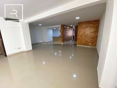 Casa de 5 alcobas en venta en San Jose, Sabaneta, 485 m² · foto 5 de 20