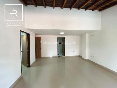 Casa de 5 alcobas en venta en San Jose, Sabaneta, 485 m² · foto 13 de 20