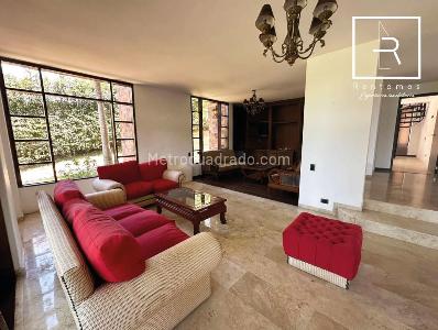 Casa de 4 alcobas en venta en Llano Grande, Medellín, 350 m² · foto 6 de 19