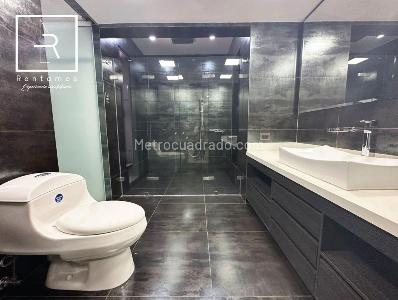 Casa de 4 alcobas en venta en Llano Grande, Medellín, 350 m² · foto 17 de 19
