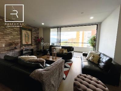 Apartamento de 3 alcobas en venta en Loma De Las Brujas, Envigado, 164 m² · foto 4 de 15