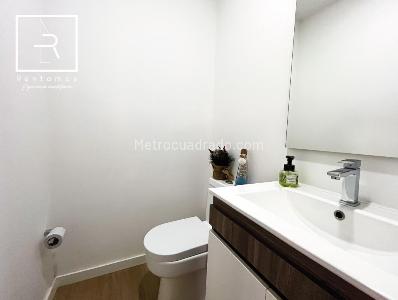 Apartamento de 3 alcobas en venta en Loma De Las Brujas, Envigado, 164 m² · foto 12 de 15