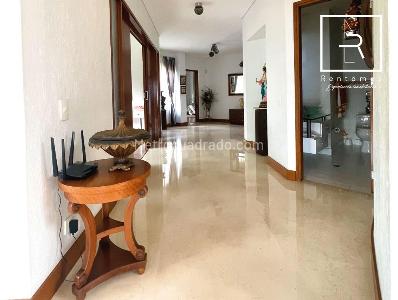 Casa de 5 alcobas en venta en Loma Del Escobero, Envigado, 656 m² · foto 4 de 20
