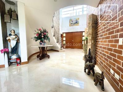 Casa de 5 alcobas en venta en Loma Del Escobero, Envigado, 656 m² · foto 5 de 20