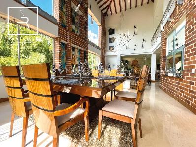 Casa de 5 alcobas en venta en Loma Del Escobero, Envigado, 656 m² · foto 7 de 20