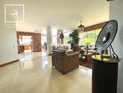 Casa de 5 alcobas en venta en Loma Del Escobero, Envigado, 656 m² · foto 11 de 20