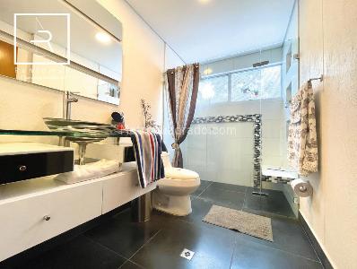 Casa de 5 alcobas en venta en Loma Del Escobero, Envigado, 656 m² · foto 17 de 20