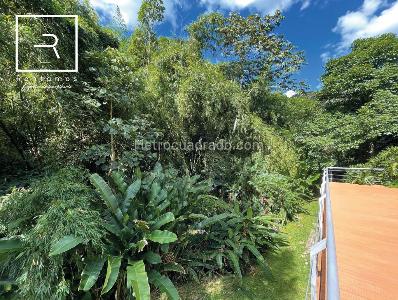 Casa de 5 alcobas en venta en Loma Del Escobero, Envigado, 656 m² · foto 20 de 20