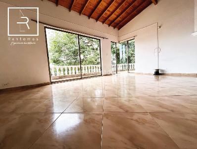 Casa de 4 alcobas en venta en Loma De Las Brujas, Envigado, 420 m² · foto 3 de 18