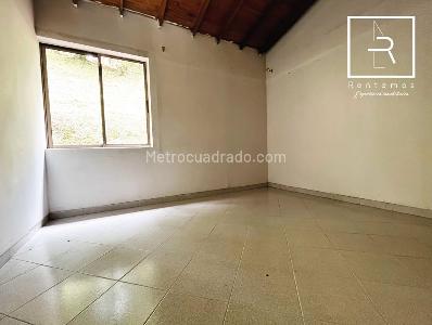 Casa de 4 alcobas en venta en Loma De Las Brujas, Envigado, 420 m² · foto 7 de 18