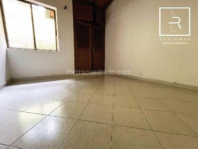 Casa de 4 alcobas en venta en Loma De Las Brujas, Envigado, 420 m² · foto 8 de 18