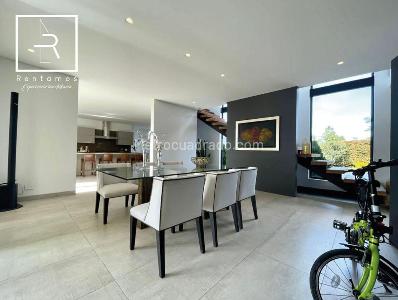 Casa de 5 alcobas en venta en Llano Grande Gualanday, Rionegro, 800 m² · foto 3 de 20