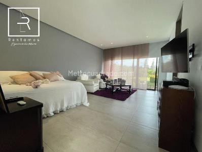 Casa de 5 alcobas en venta en Llano Grande Gualanday, Rionegro, 800 m² · foto 8 de 20