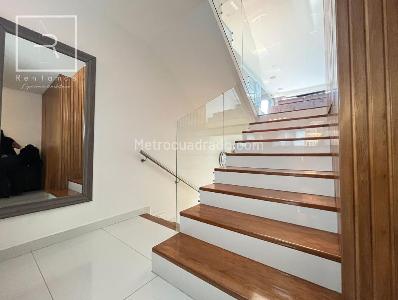 Casa de 5 alcobas en venta en Las Palmas, Medellín, 350 m² · foto 3 de 20