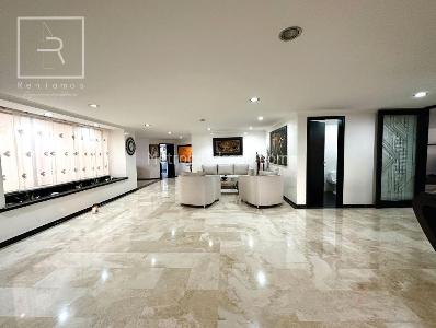 Apartamento de 4 alcobas en venta en Los Balsos, Medellín, 480 m² · foto 2 de 20