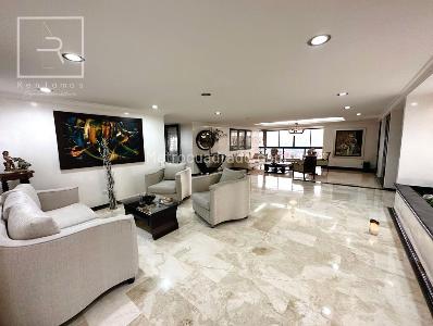 Apartamento de 4 alcobas en venta en Los Balsos, Medellín, 480 m² · foto 3 de 20