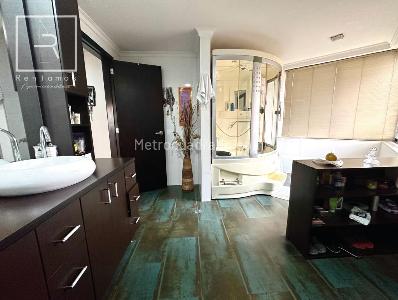 Apartamento de 4 alcobas en venta en Los Balsos, Medellín, 480 m² · foto 17 de 20