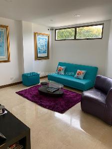 Casa de 4 alcobas en venta en Escobero, Envigado, 387 m² · foto 12 de 20