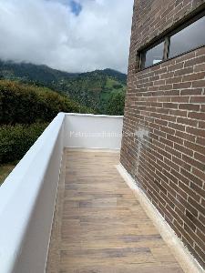 Casa de 4 alcobas en venta en Escobero, Envigado, 387 m² · foto 18 de 20