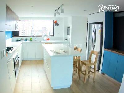 Apartamento de 3 alcobas en venta en Florida Nueva, Medellín, 162 m² · foto 2 de 18