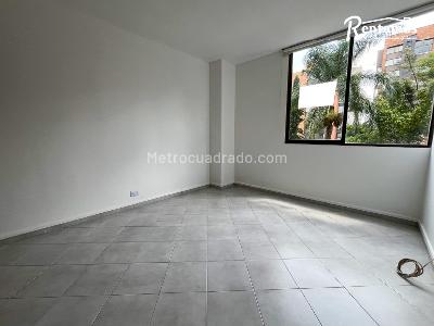 Apartamento de 3 alcobas en arriendo en Los Balsos, Medellín, 170 m² · foto 8 de 15