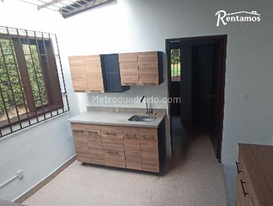 Casa de 3 alcobas en arriendo en Las Lomas El Poblado, Medellín, 200 m² · foto 4 de 14