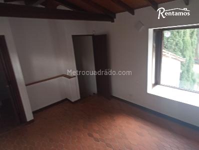 Casa de 3 alcobas en arriendo en Las Lomas El Poblado, Medellín, 200 m² · foto 5 de 14