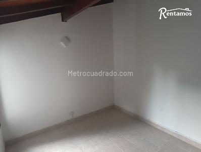 Casa de 3 alcobas en arriendo en Las Lomas El Poblado, Medellín, 200 m² · foto 6 de 14