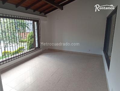 Casa de 3 alcobas en arriendo en Las Lomas El Poblado, Medellín, 200 m² · foto 11 de 14