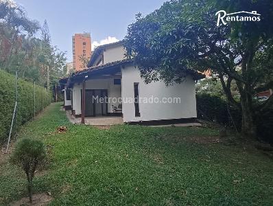 Casa de 3 alcobas en arriendo en Las Lomas El Poblado, Medellín, 200 m² · foto 13 de 14