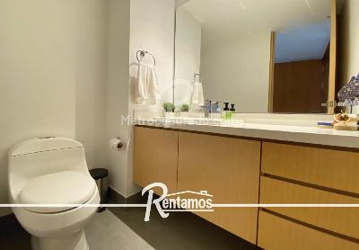 Apartamento de 4 alcobas en arriendo en El Poblado, Medellín, 313 m² · foto 6 de 17