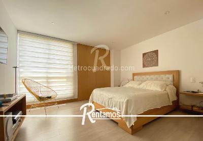 Apartamento de 4 alcobas en arriendo en El Poblado, Medellín, 313 m² · foto 14 de 17
