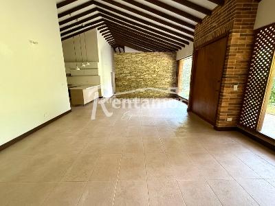 Casa de 4 alcobas en venta en Loma De Las Brujas, Envigado, 260 m² · foto 6 de 20