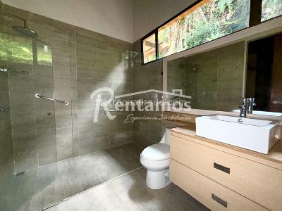 Casa de 4 alcobas en venta en Loma De Las Brujas, Envigado, 260 m² · foto 16 de 20