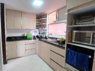 Apartamento de 3 alcobas en venta en El Poblado, Medellín, 150 m² · foto 2 de 20