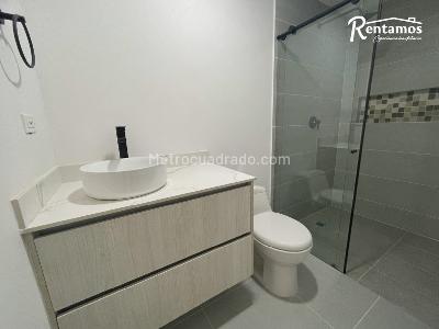 Apartamento de 2 alcobas en arriendo en Zuñiga, Medellín, 89 m² · foto 16 de 18