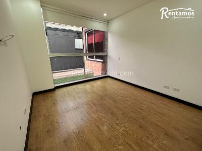 Casa de 4 alcobas en venta en Loma El Atravesado, Envigado, 332 m² · foto 6 de 18