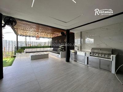 Casa de 4 alcobas en venta en Loma El Atravesado, Envigado, 332 m² · foto 16 de 18