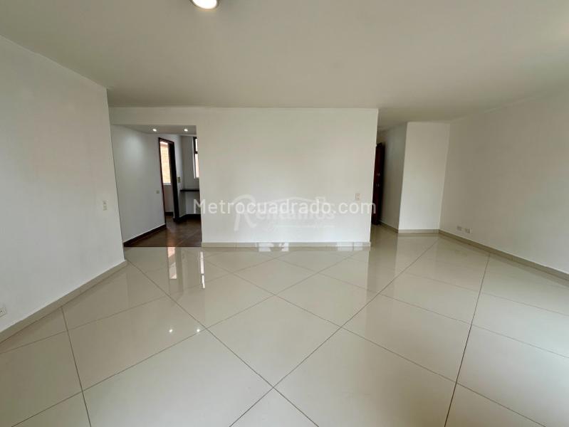 3BR Apartment in El Poblado (120 m²) - 4