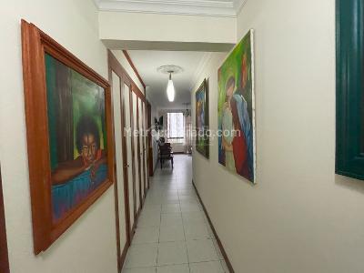 Apartamento de 3 alcobas en venta en El Poblado, Medellín, 190 m² · foto 17 de 20