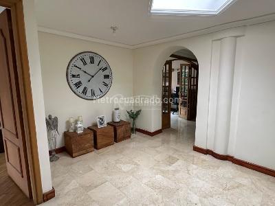 Casa de 4 alcobas en venta en El Poblado, Medellín, 373 m² · foto 19 de 20