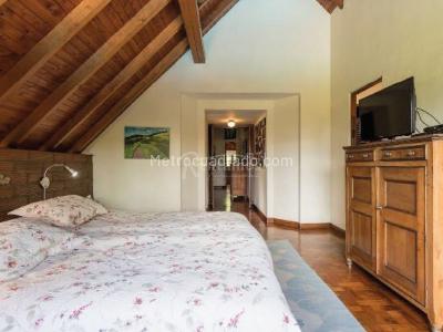 Casa de 3 alcobas en venta en Loma De San Jose, Sabaneta, 276 m² · foto 13 de 20