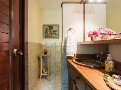 Casa de 3 alcobas en venta en Loma De San Jose, Sabaneta, 276 m² · foto 16 de 20