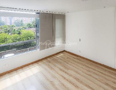 Apartamento de 3 alcobas en venta en Benedictinos, Envigado, 172 m² · foto 14 de 20