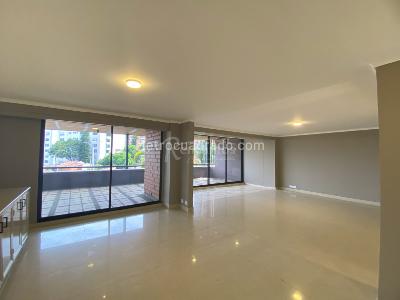 Apartamento en venta en El Poblado, Medellín · foto 7 de 20